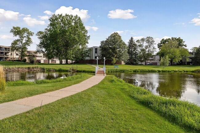 Photo - 10720 Rockford Rd Unit 208