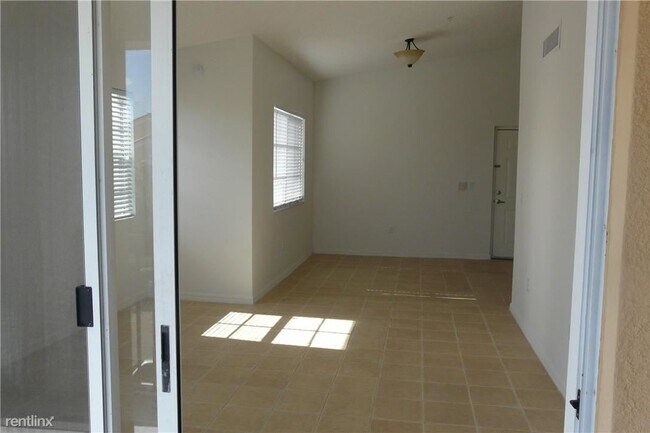Photo - 1 br, 1 bath Condo - 2201 W Preserve Way 2...