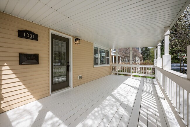 Photo - 1331 N Main St