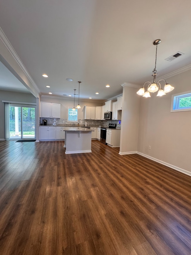 Photo - 320 Alameda Ln