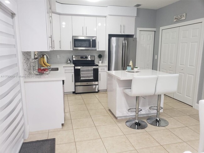 Photo - 1532 SE 31st Ct Townhome