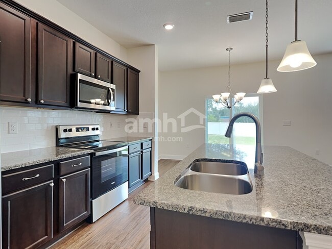 6609 Hidden Rose Pl