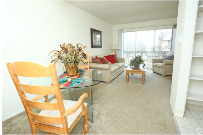 Photo - Clover Tree Apartments