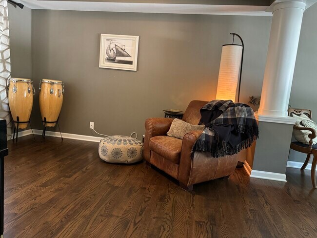 Photo - 459 Rock Hall Cir