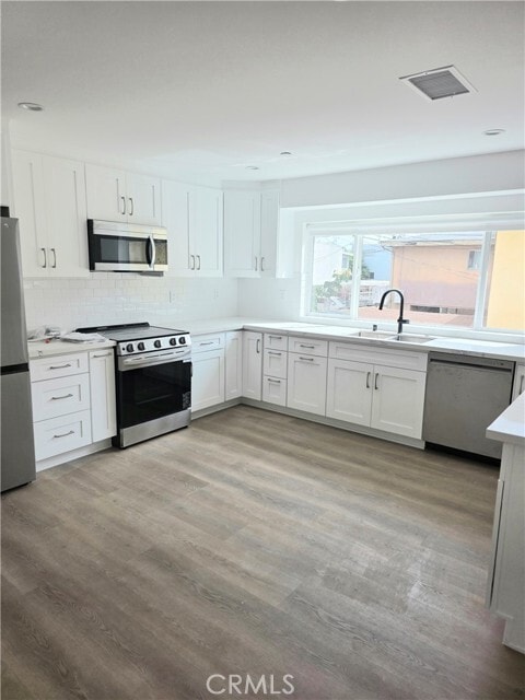 Photo - 14169 Calvert St