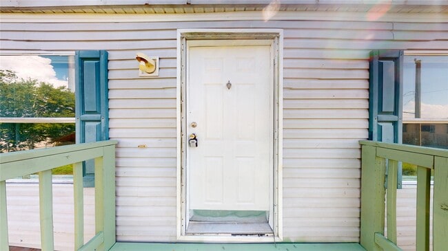 Photo - 435 16th St