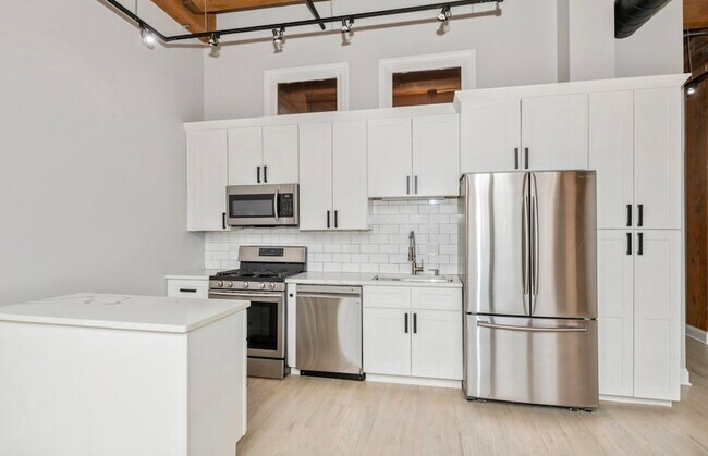 Photo - 1500 W Monroe St Unit 312