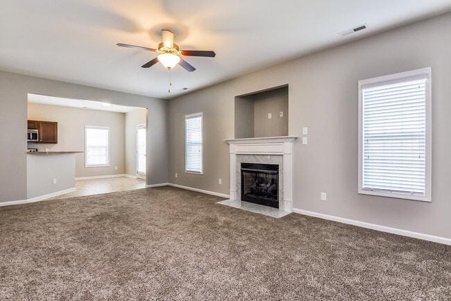 2401 King Malcolm Ln