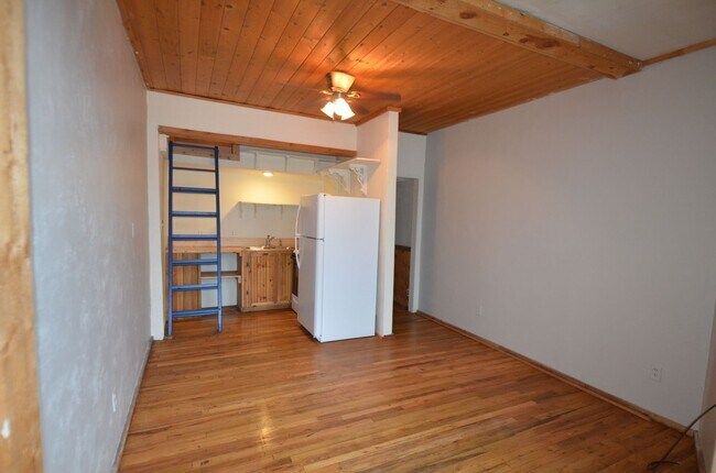 Photo - 19 N Main St Unit 19 N. Main St, Apt. 4