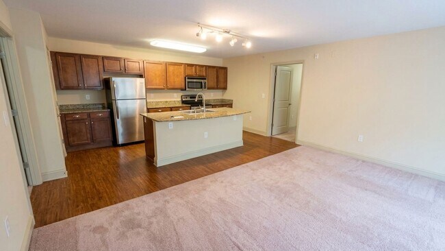 203-322 Kelly Rd.