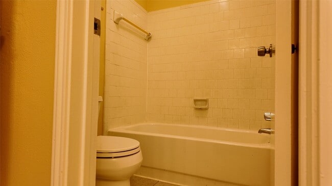 Photo - 7003 Glen Rosa Dr