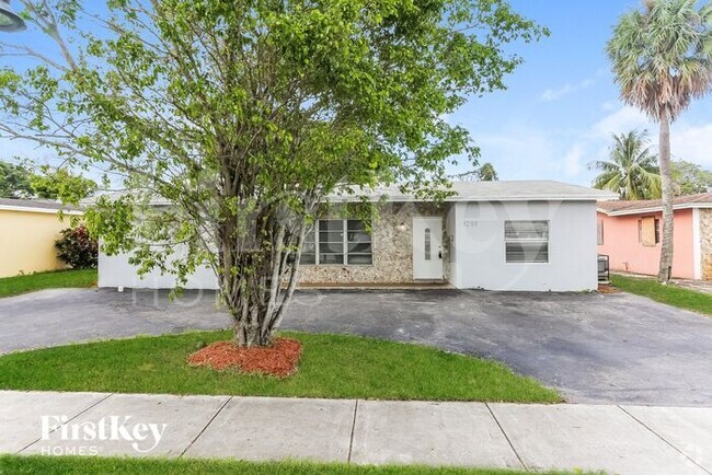 Building Photo - 1251 NW 56th Ave Rental