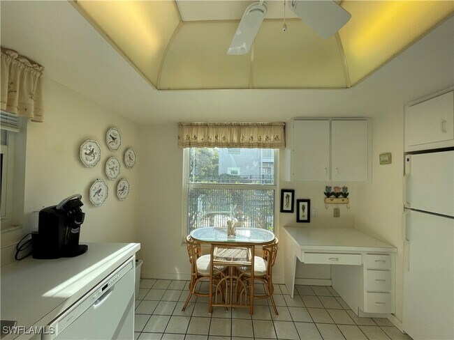 Photo - 254 6th Ave S Unidad 8