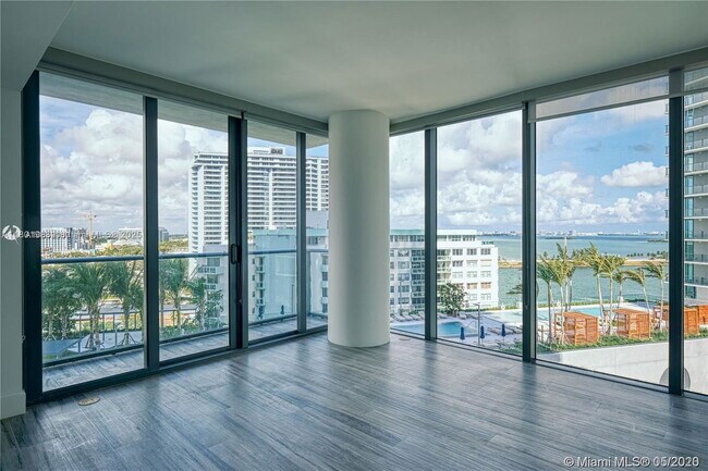 Photo - 650 NE 32nd St Unit 1208
