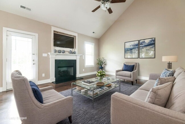 Photo - 3016 Watsonia Dr