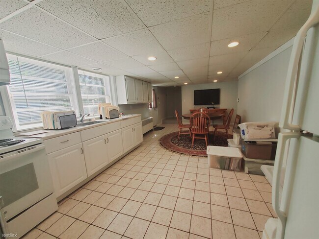 Photo - 1 br, 1 bath Condo - 85 Doolittle Rd Unit 1 Unit 1