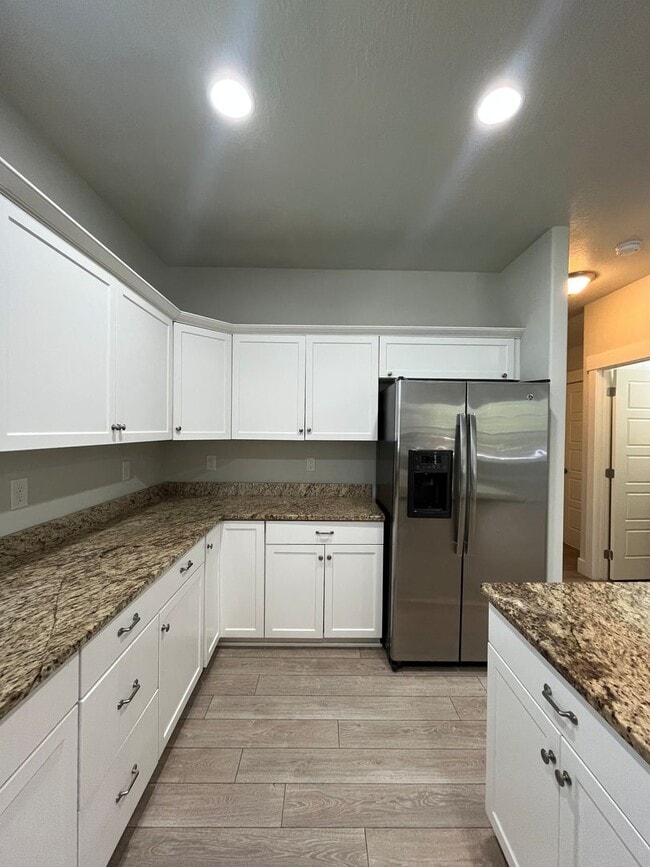 Photo - Spacious 3 Bed, 2.5 Bath Townhome in Pleasant Grove