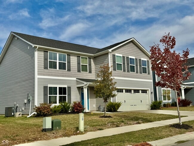 Photo - 830 McArthur Dr