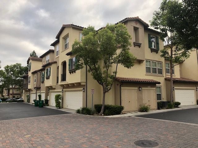 30 Perennial - 30 Perennial Townhome