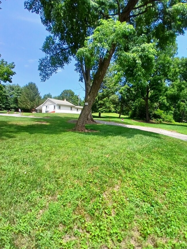 Photo - 1340 Stone Glen Rd