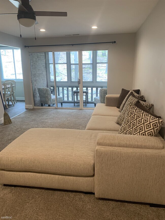 Photo - 1 br, 1 bath Condo - 1605 Summit Pointe