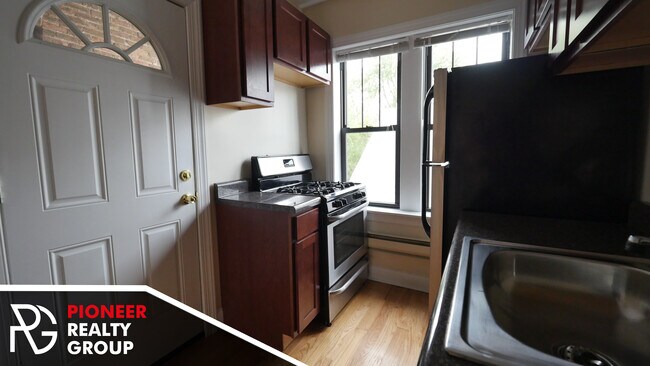 Photo - 2842 N Orchard St