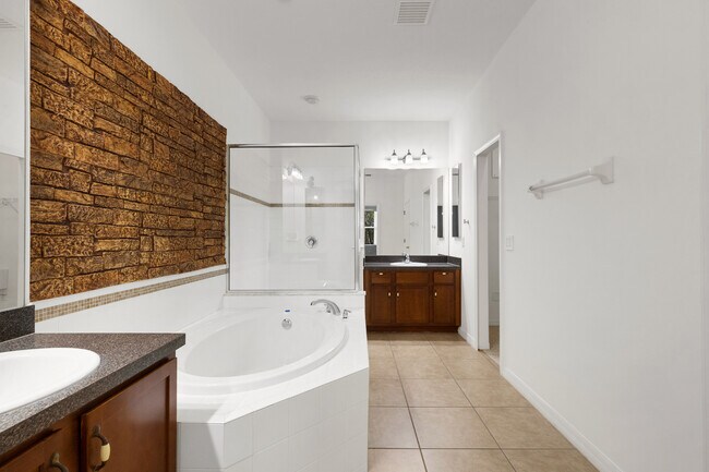 Photo - 8652 Karpeal Dr Unit 205