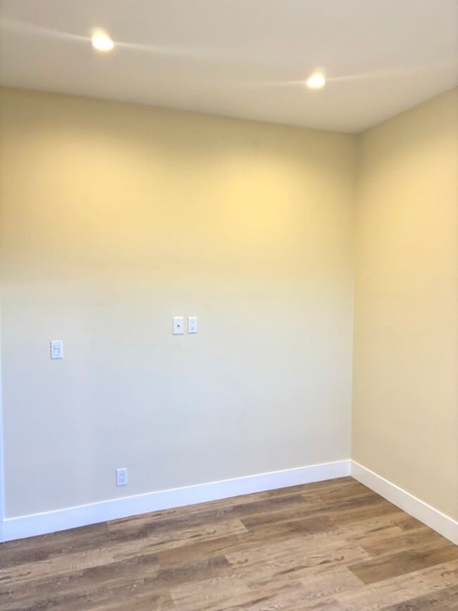 Photo - Perfect private room in the heart of Bernal Heights! Unit A-2