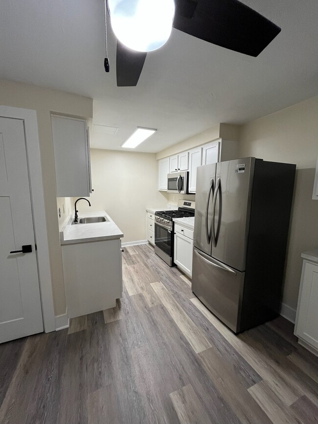 Building Photo - 577 Pine Line Dr Rental