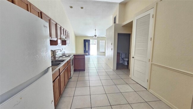 Photo - 711 Lake Jessie Dr