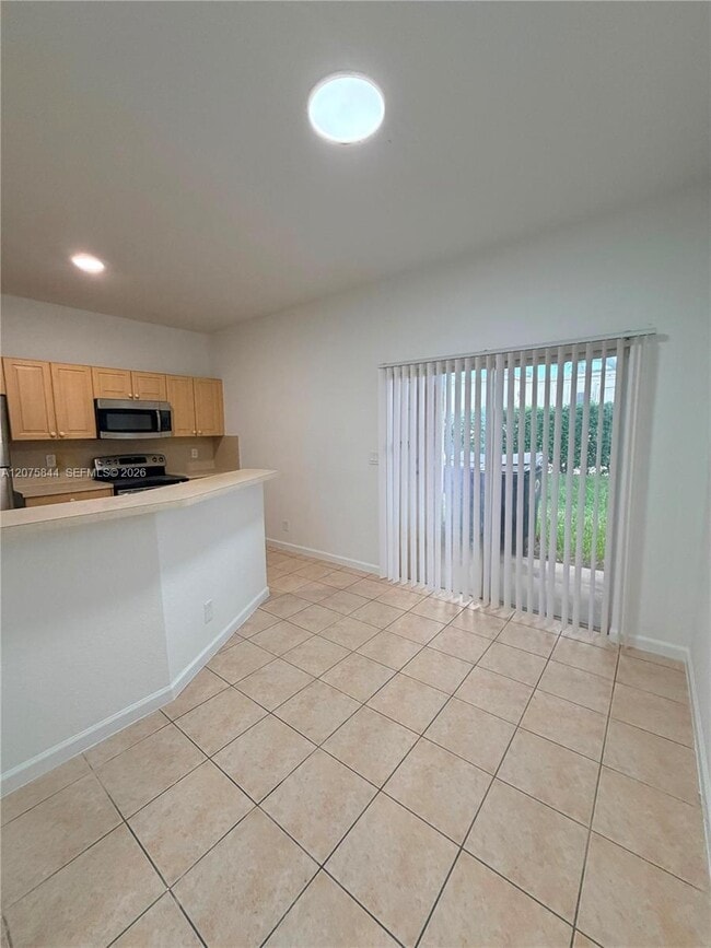 Photo - 102 S Santa Catalina Cir