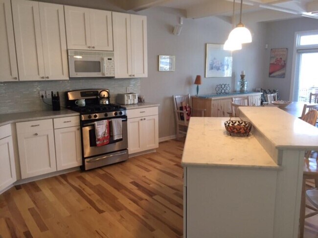 Photo - 414 S Lake Shore Dr
