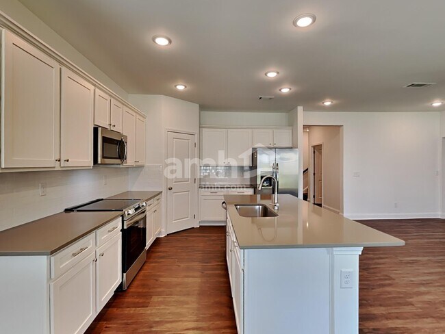 Photo - 4926 Pebble Bridge Wy