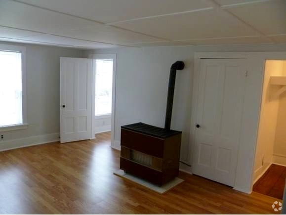 Building Photo - 20 Pleasant Street Unit 2 Rental