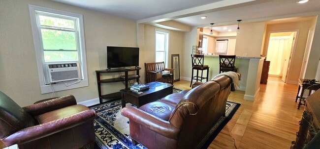 Photo - 389 E Allen St Unit Apt. B