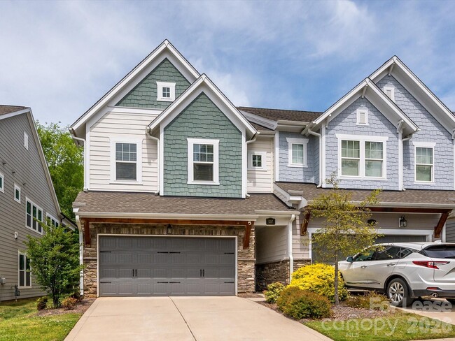 Building Photo - 1217 Drummond Ave