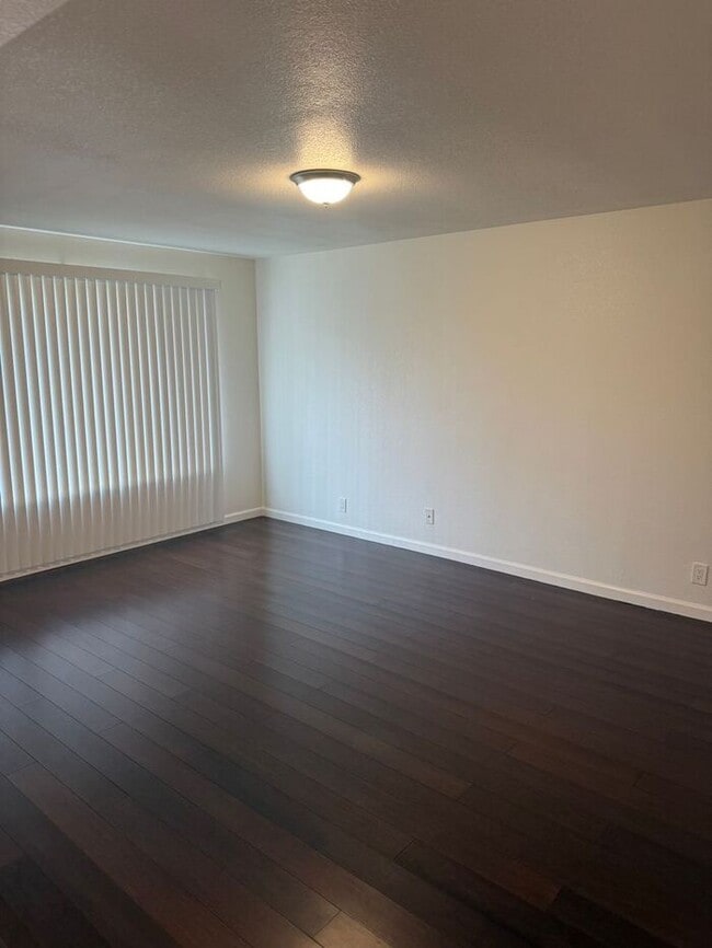 Photo - Beautiful 4 Bedroom 2 Bath House