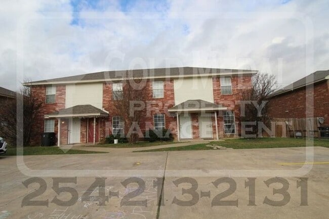 Beautiful 2-bed, 1.5-bath! - Now available... - Beautiful 2-bed, 1.5-bath! - Now available...