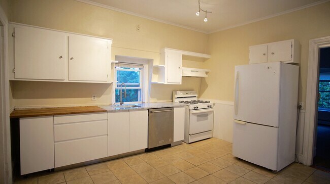 137 Sutton St Unidad 2