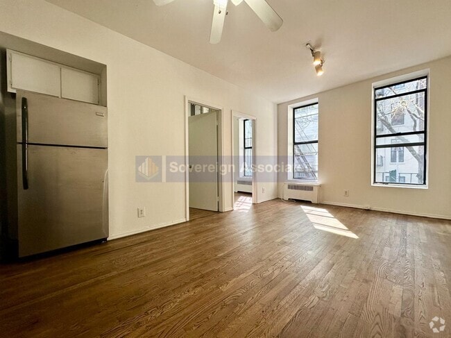 Building Photo - 156 E 85th St Rental