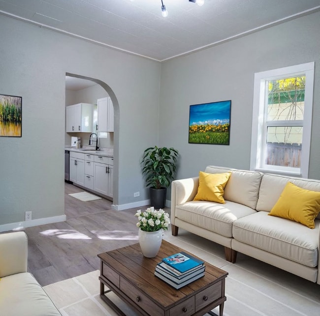 Photo - 1507 W 17th St