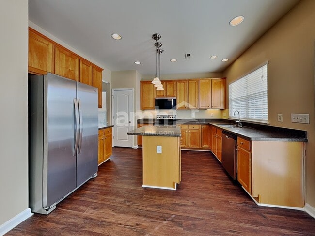 Photo - 3339 Sugar House St