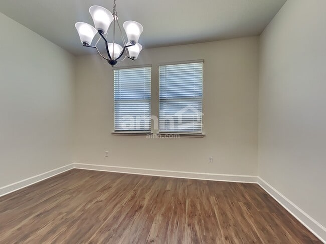 Photo - 2928 Rolling Acres Rd