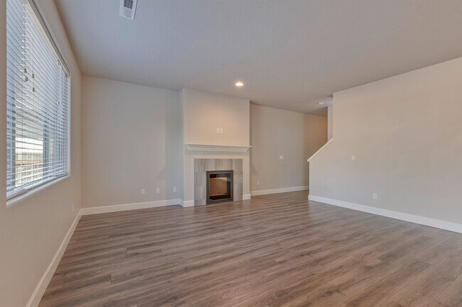 1016-1018 Douglas St Unit 1018 Douglas Street