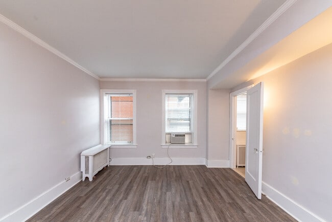 Photo - 400 W Deming Pl Unit 2P