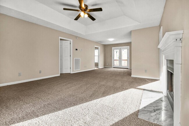 Photo - Ranch Home on Creek Lot!