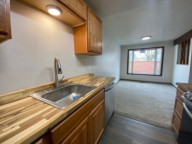 Photo - MM1253-B* Unit #4349