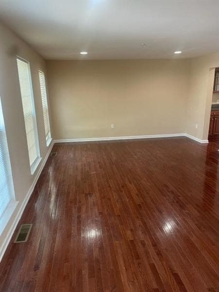 Photo - 505 Fairgate Drive