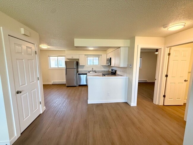 Photo - 4950-4956 Basswood Drive Unit 4952