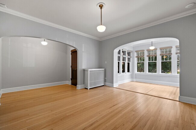 Photo - 1335 W Thorndale Ave Unit 1